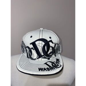 COPY - City hunter Washington DC white/black hat cap size L